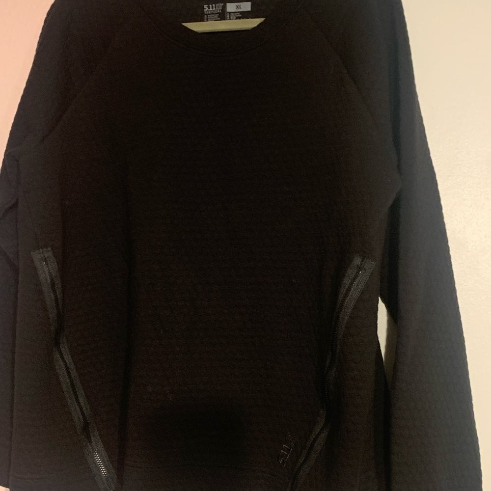 5.11 Tactical Black Waffled Quilted Sweatshirt XL